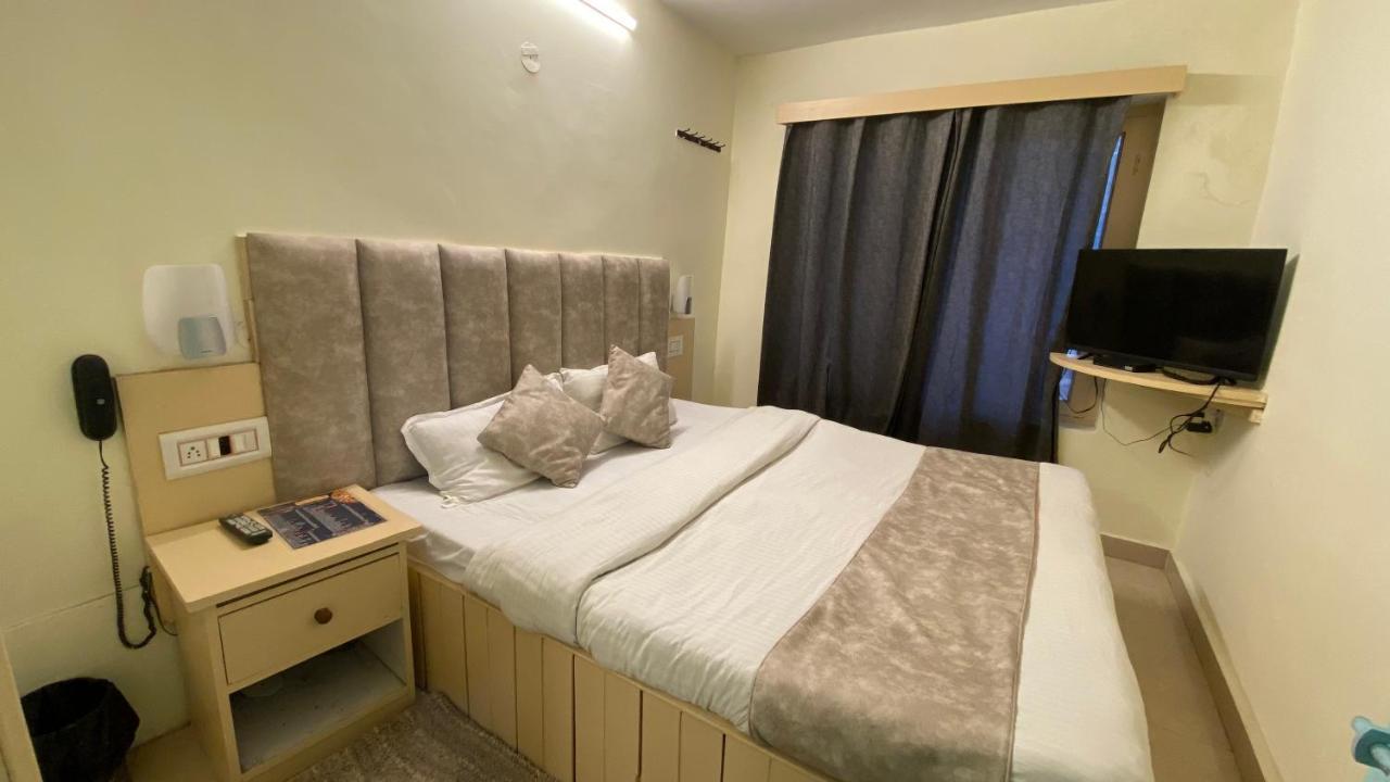 Hotel Meadows Manali Екстер'єр фото