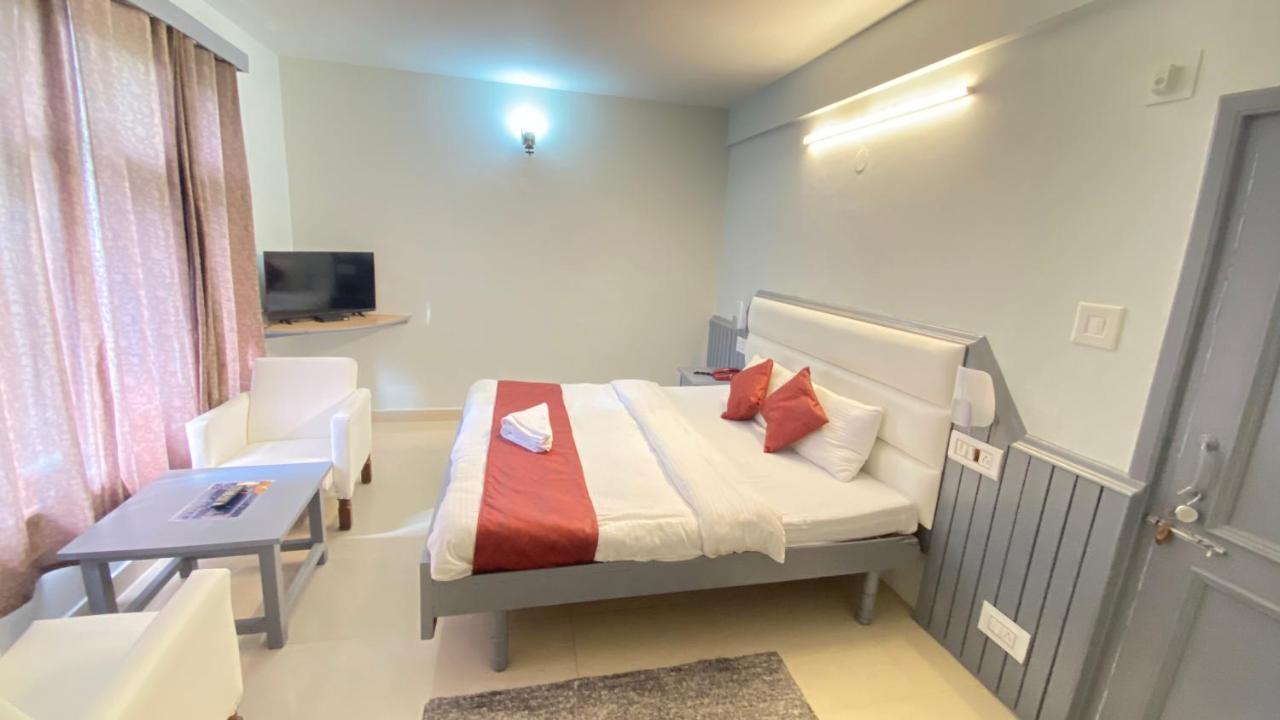 Hotel Meadows Manali Екстер'єр фото