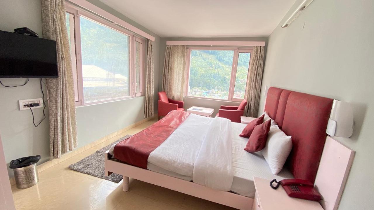 Hotel Meadows Manali Екстер'єр фото
