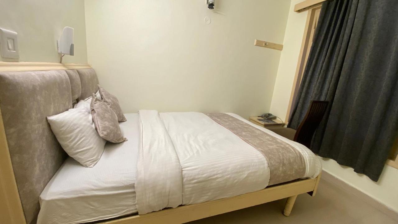 Hotel Meadows Manali Екстер'єр фото