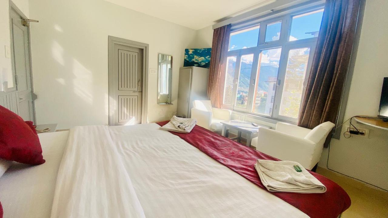 Hotel Meadows Manali Екстер'єр фото