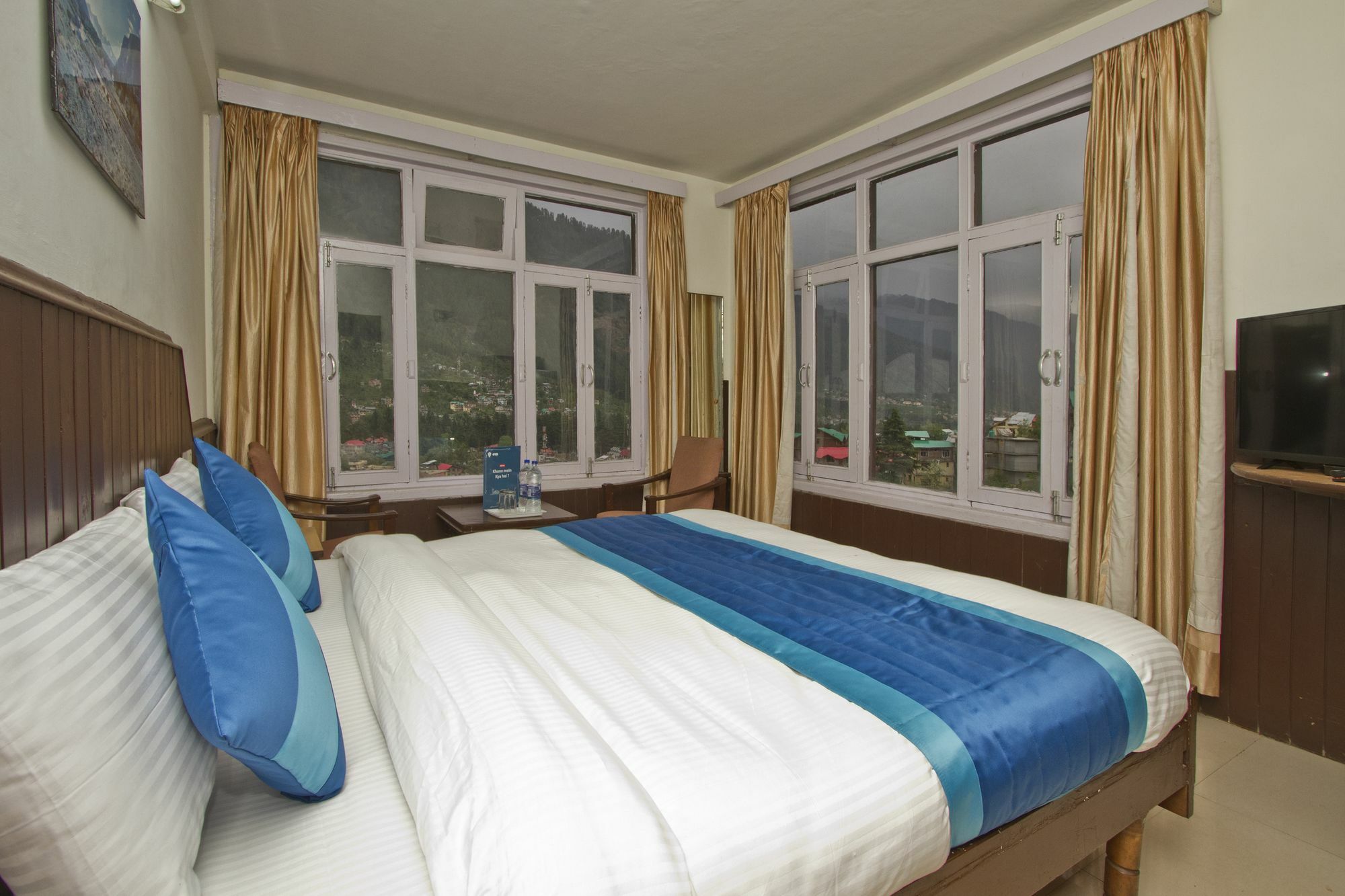 Hotel Meadows Manali Екстер'єр фото
