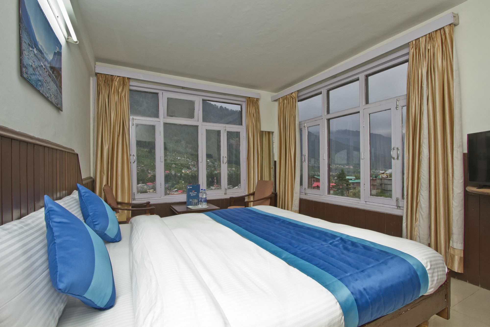 Hotel Meadows Manali Екстер'єр фото